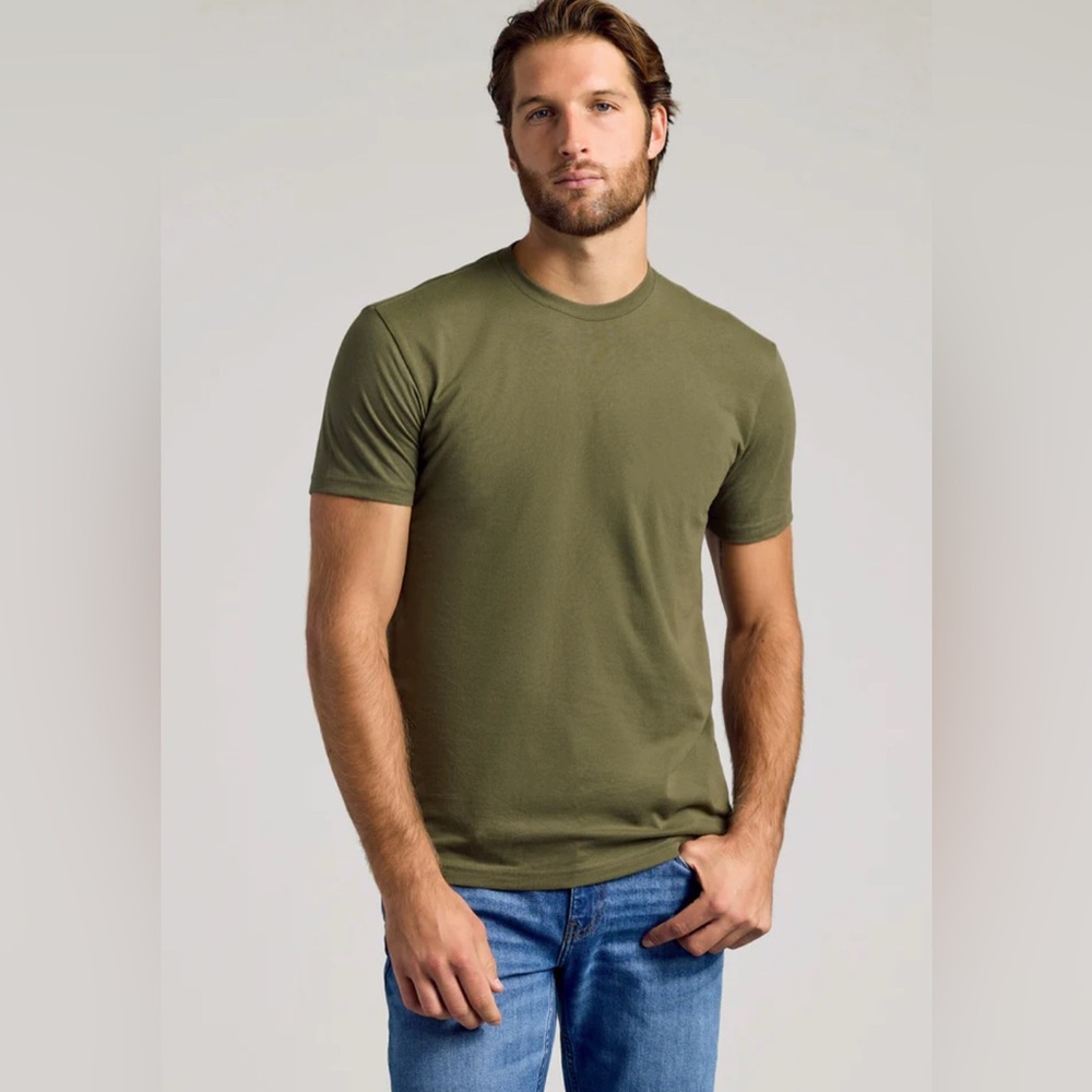⭐️ True Classic Military Green Short Sleeve Crew Neck Tee